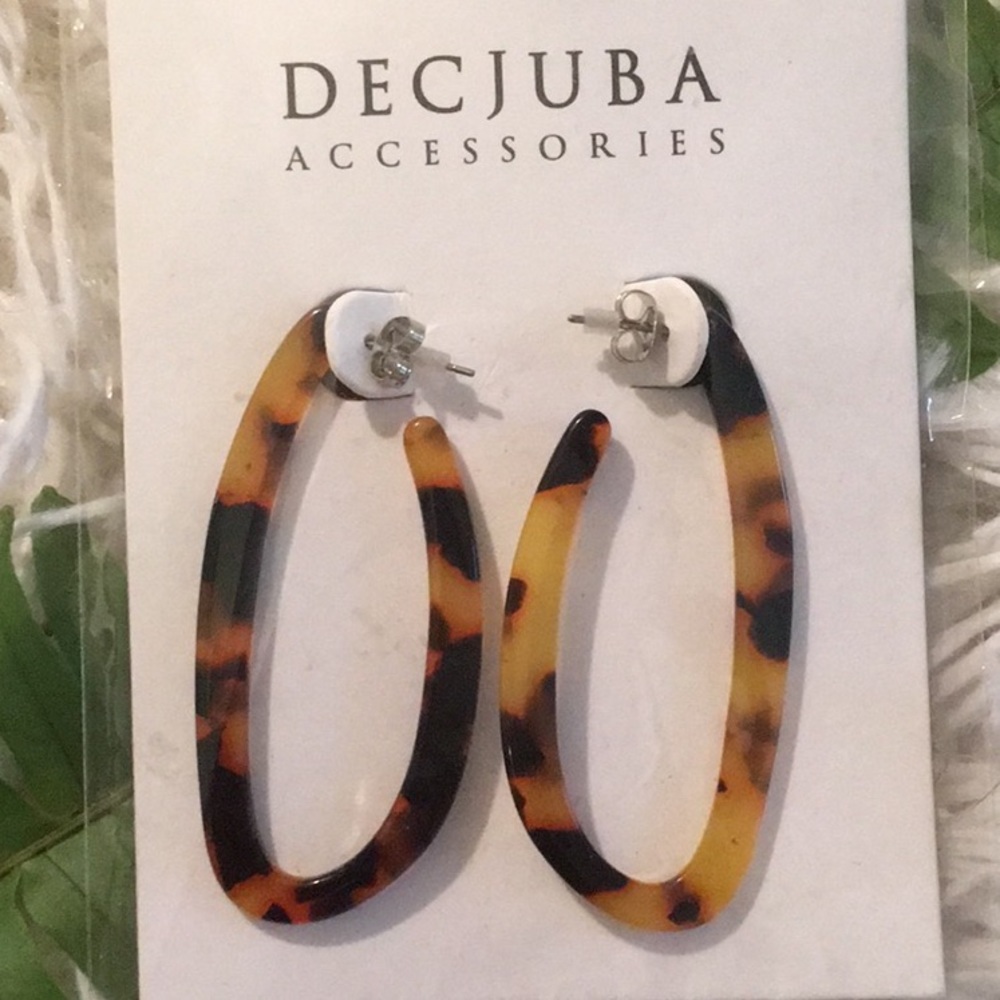 ✨NWT Decjuba Australia 🇦🇺 Juilia Resin Earrings